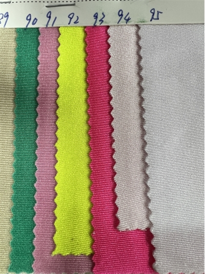 DG-BT recycled polyester glossy Lycra Composition: 82% recycled polyester 18% spandex Weight: 180g/㎡ detail view-11